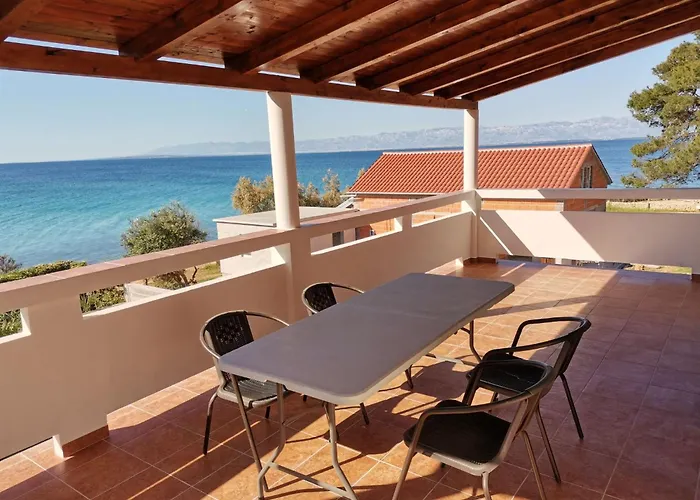 Wunderschoene In Ugljan Mit Terrasse By Interhome